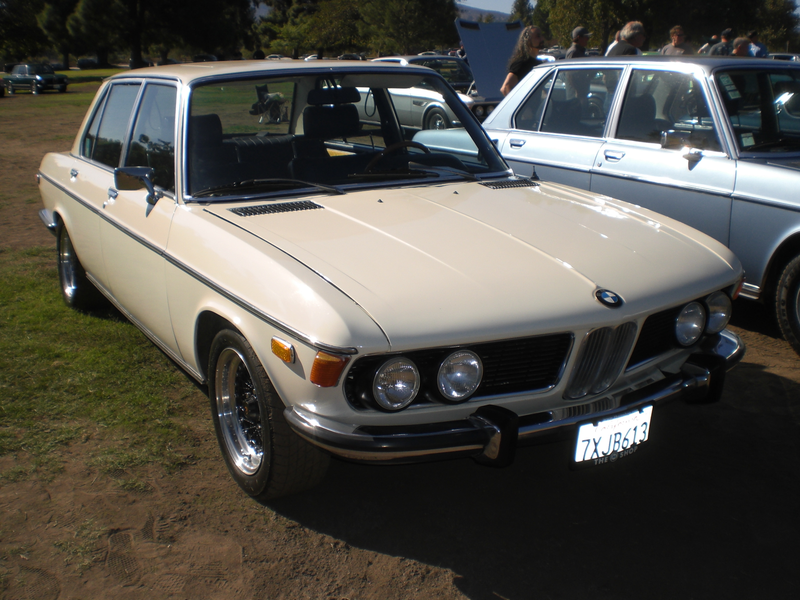 Illustration for article titled Classic BMW's In Van Nuys